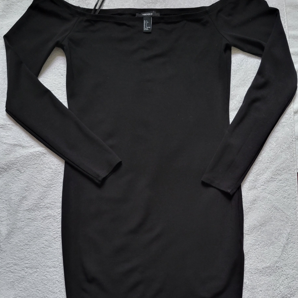 Sexy long sleeves black dress